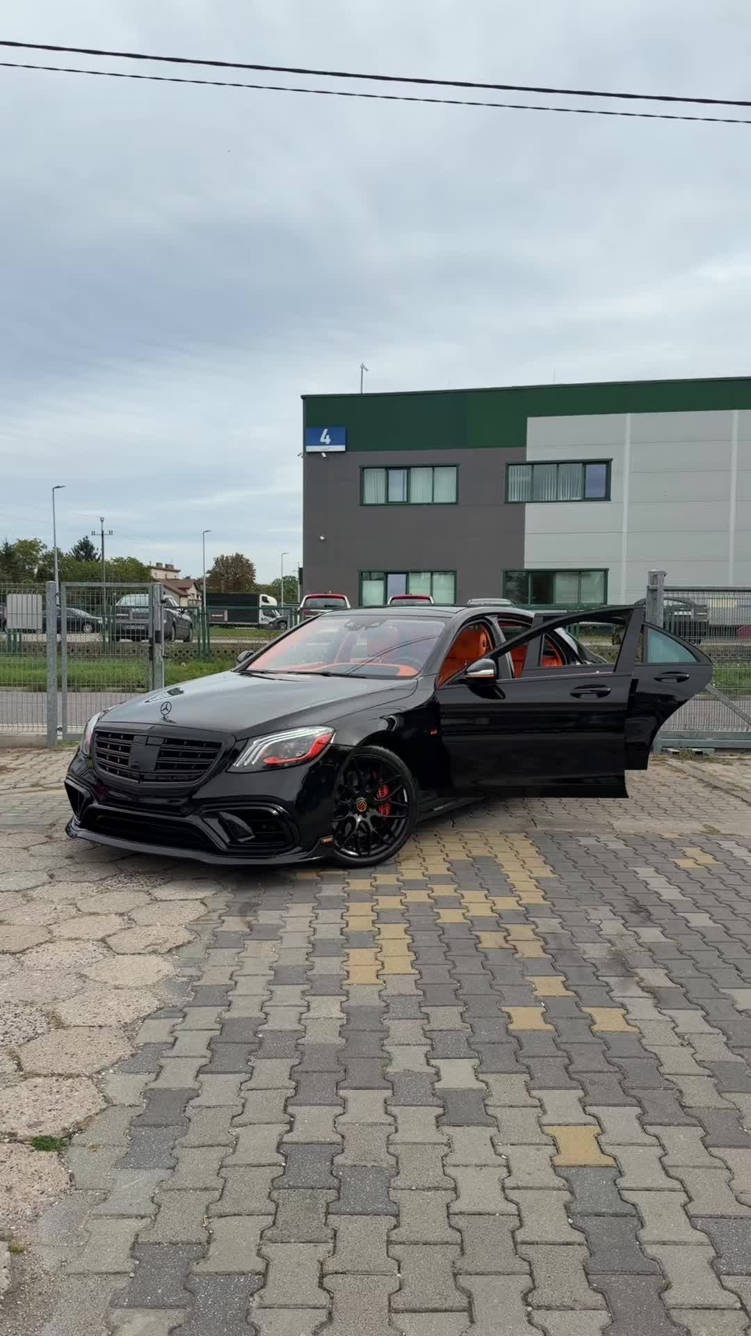 @Benz_AMG_Fanpage