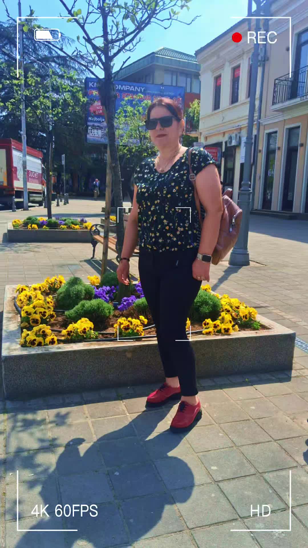 @Cosmyna Bacescu
