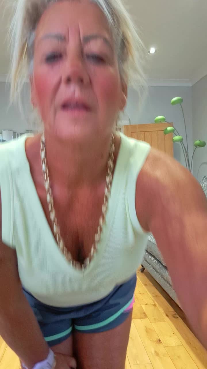 @Adele Teale560