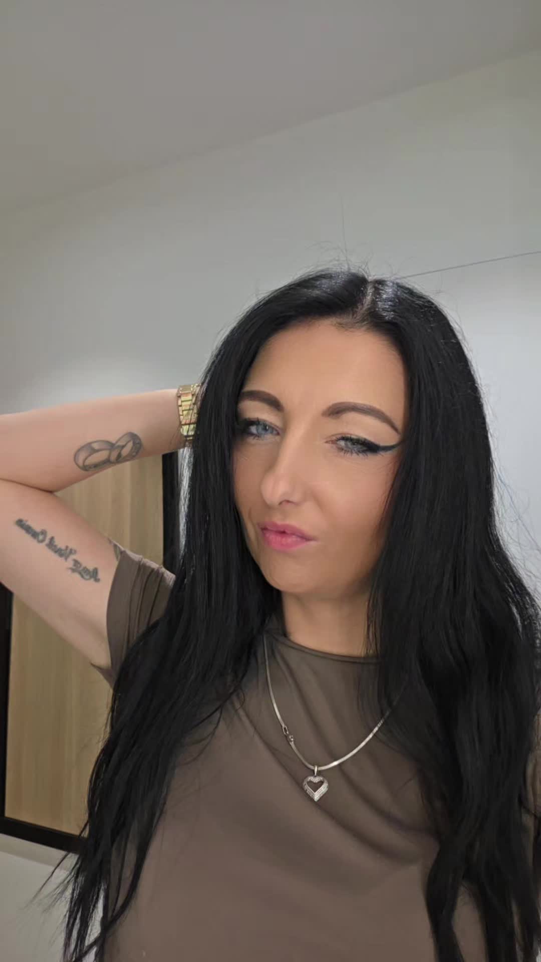 @czarnarewelka