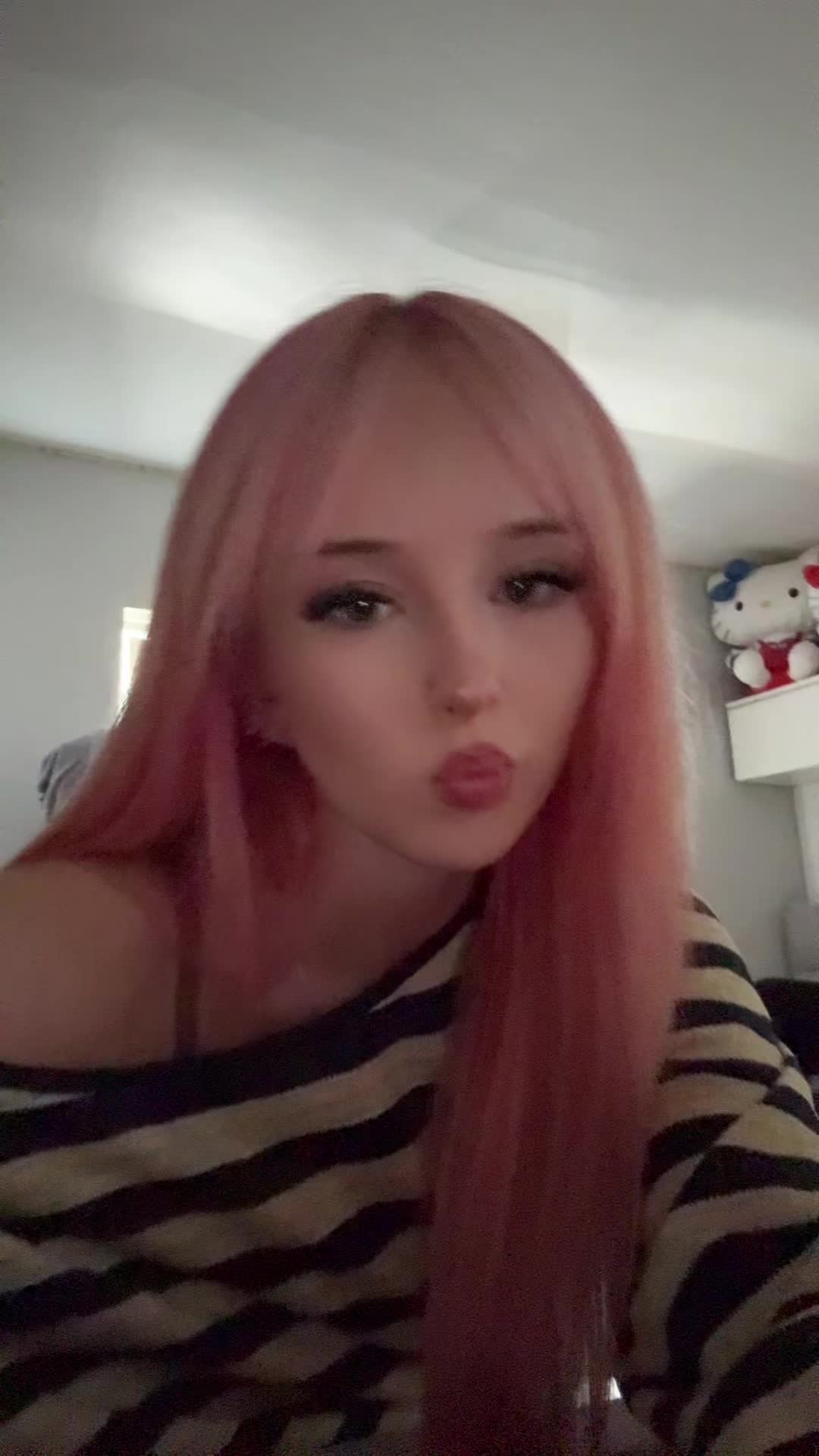 @️