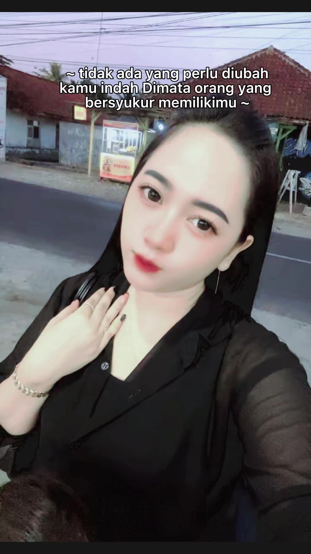 @Mbak'En