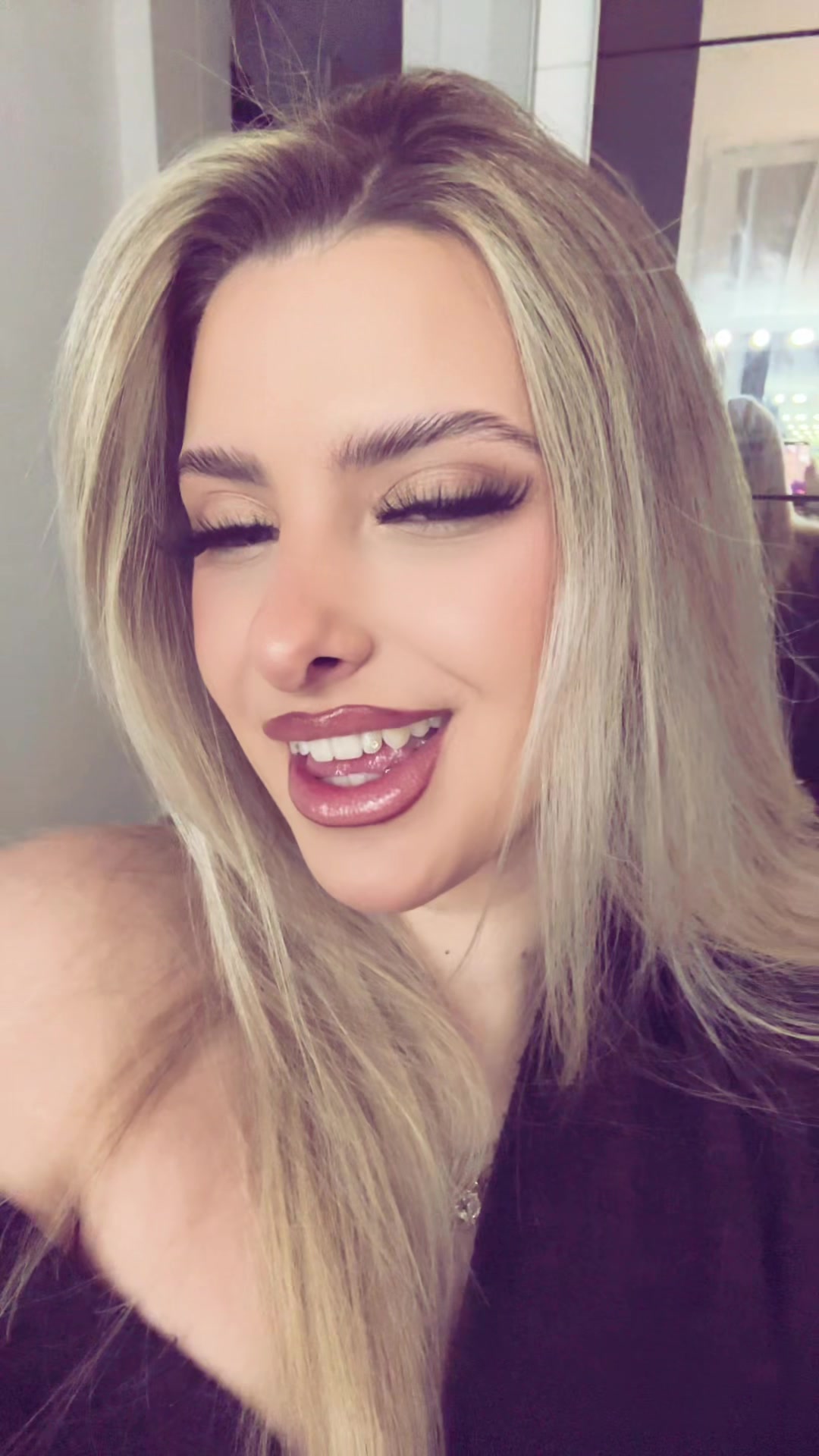@-