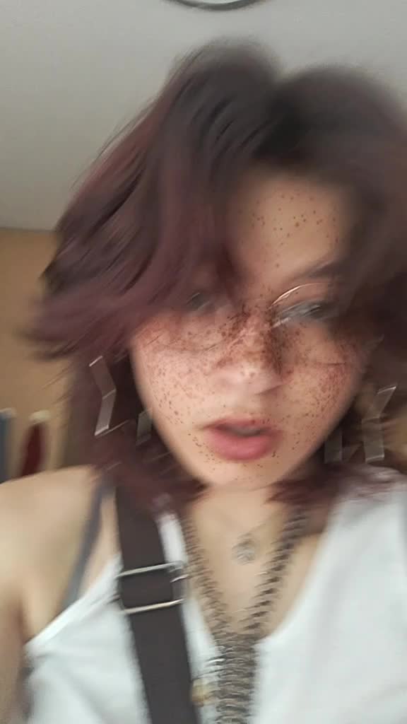 @니카🐸