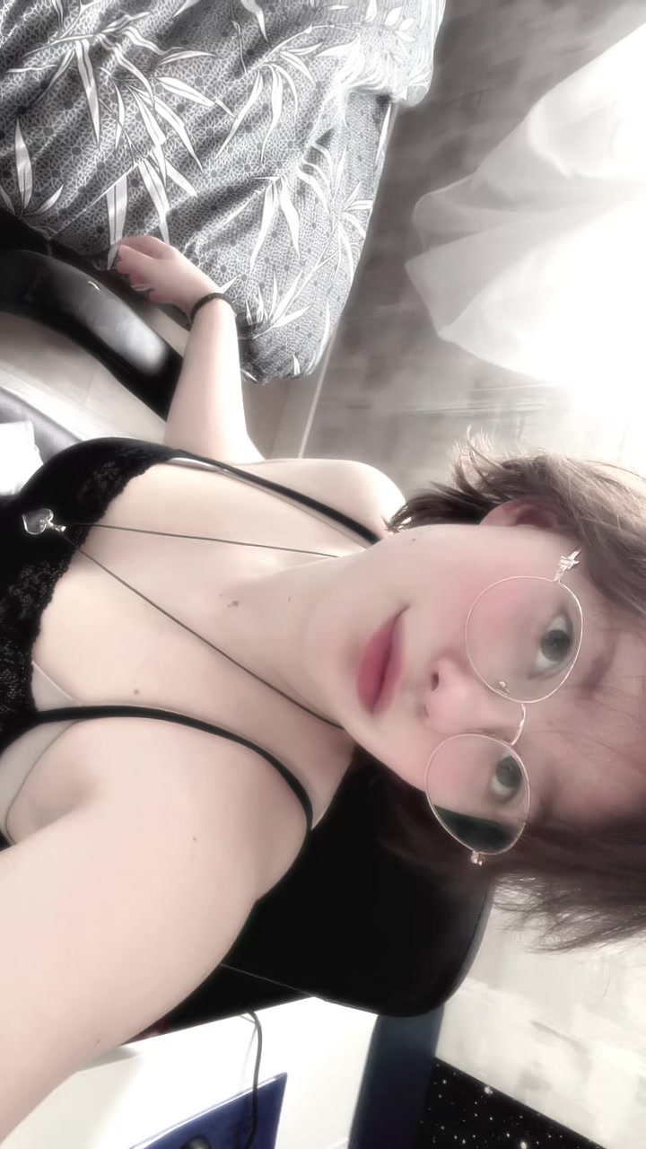 @.little.0tter