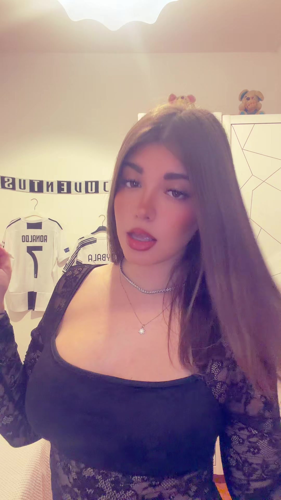 @ale👸🏽