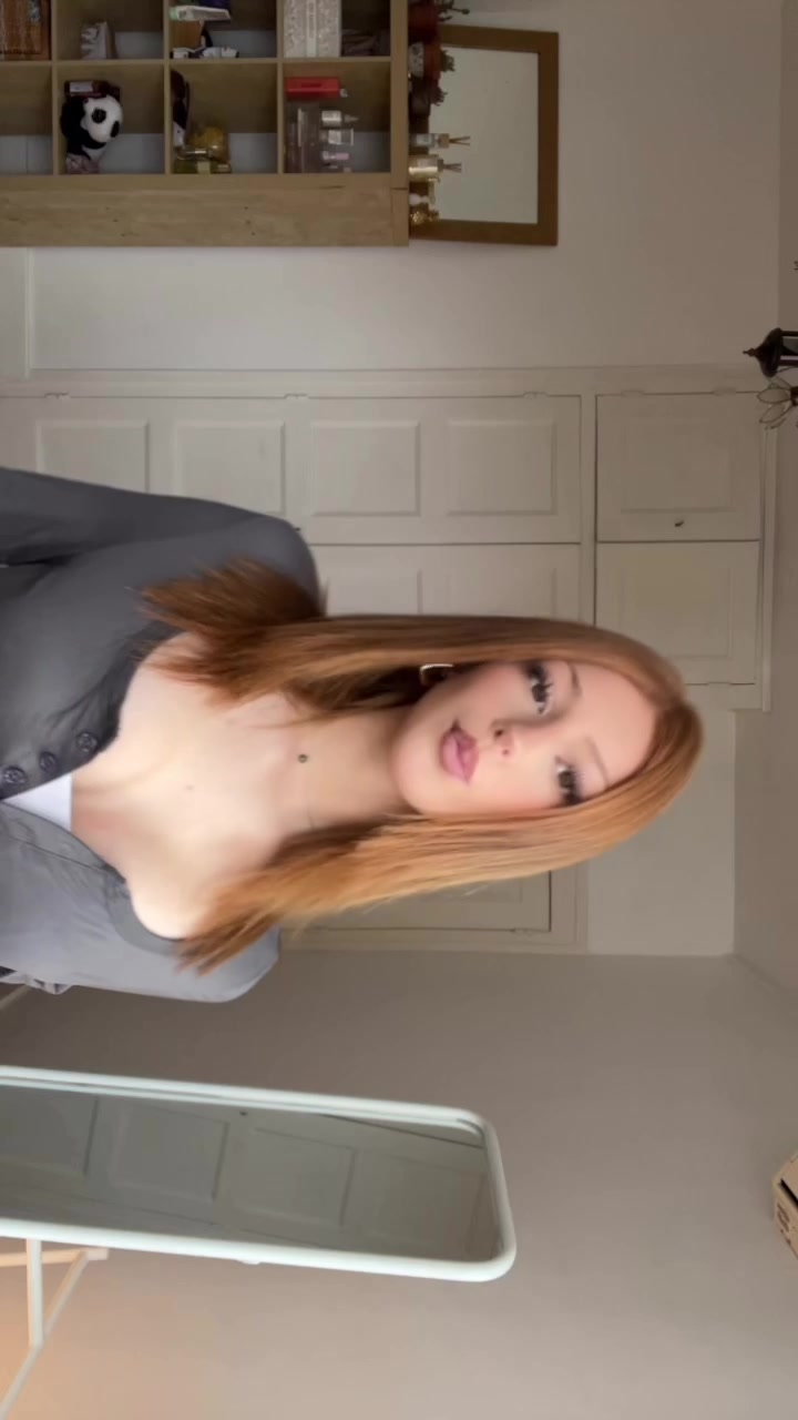 @𝐋𝐨𝐮𝐢𝐬𝐞_𝐝𝐠𝐥𝐦𝟏𝟕🌺