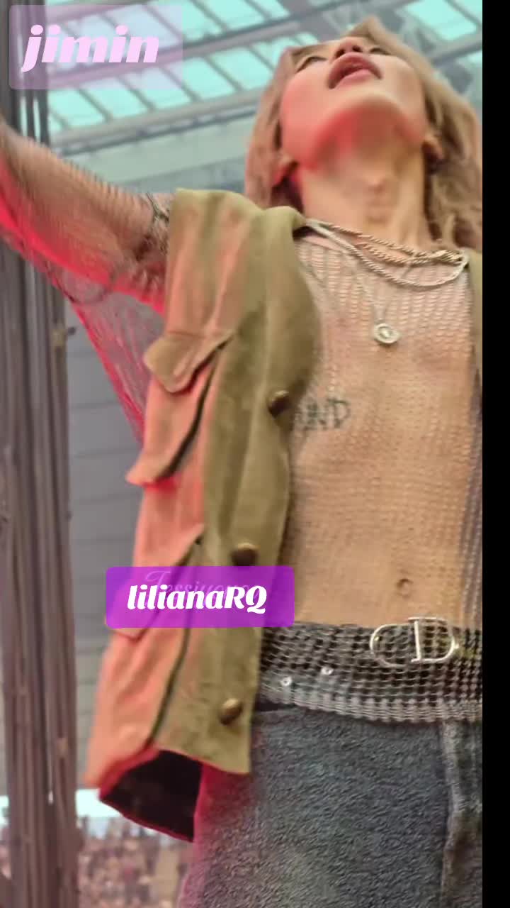 @Liliana RQ💜