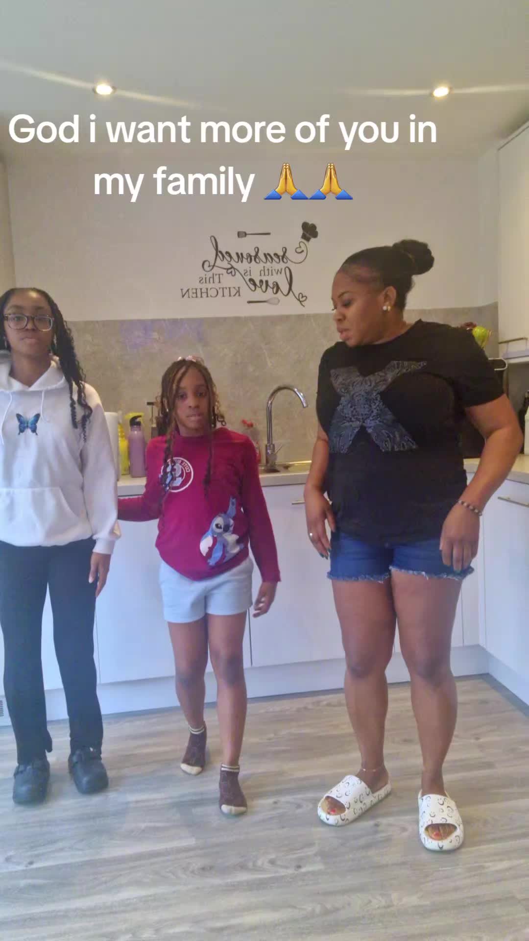 @chychy and family lifestyle
