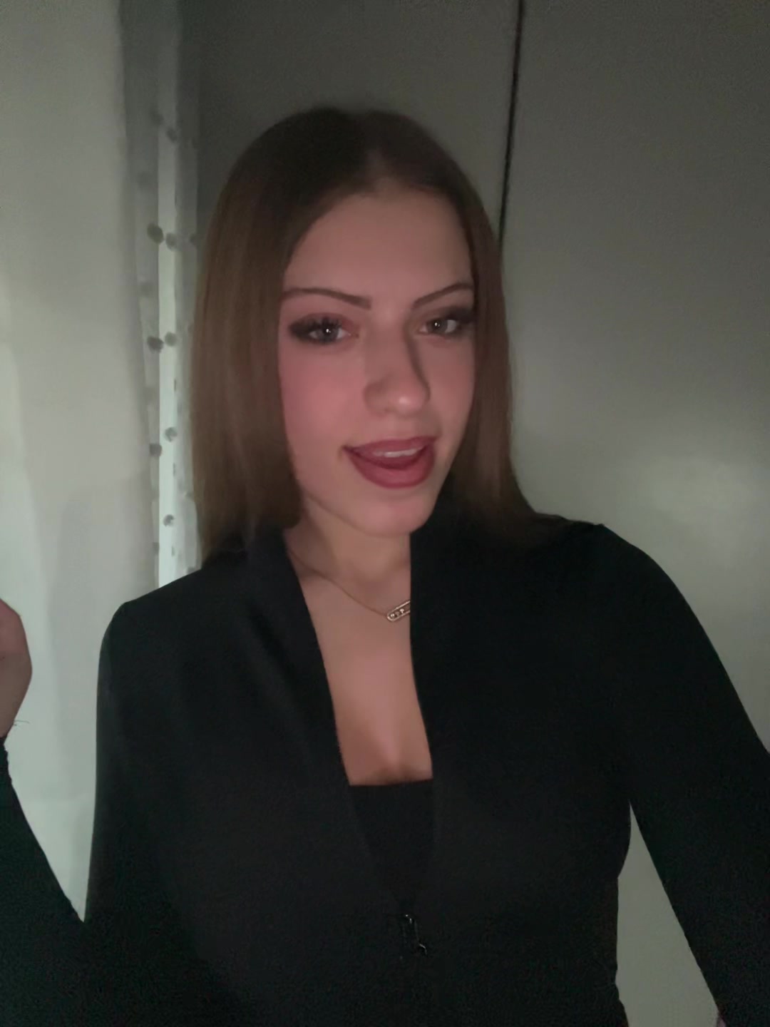 @𝔁𝓻𝓾𝓼𝓪𝓪