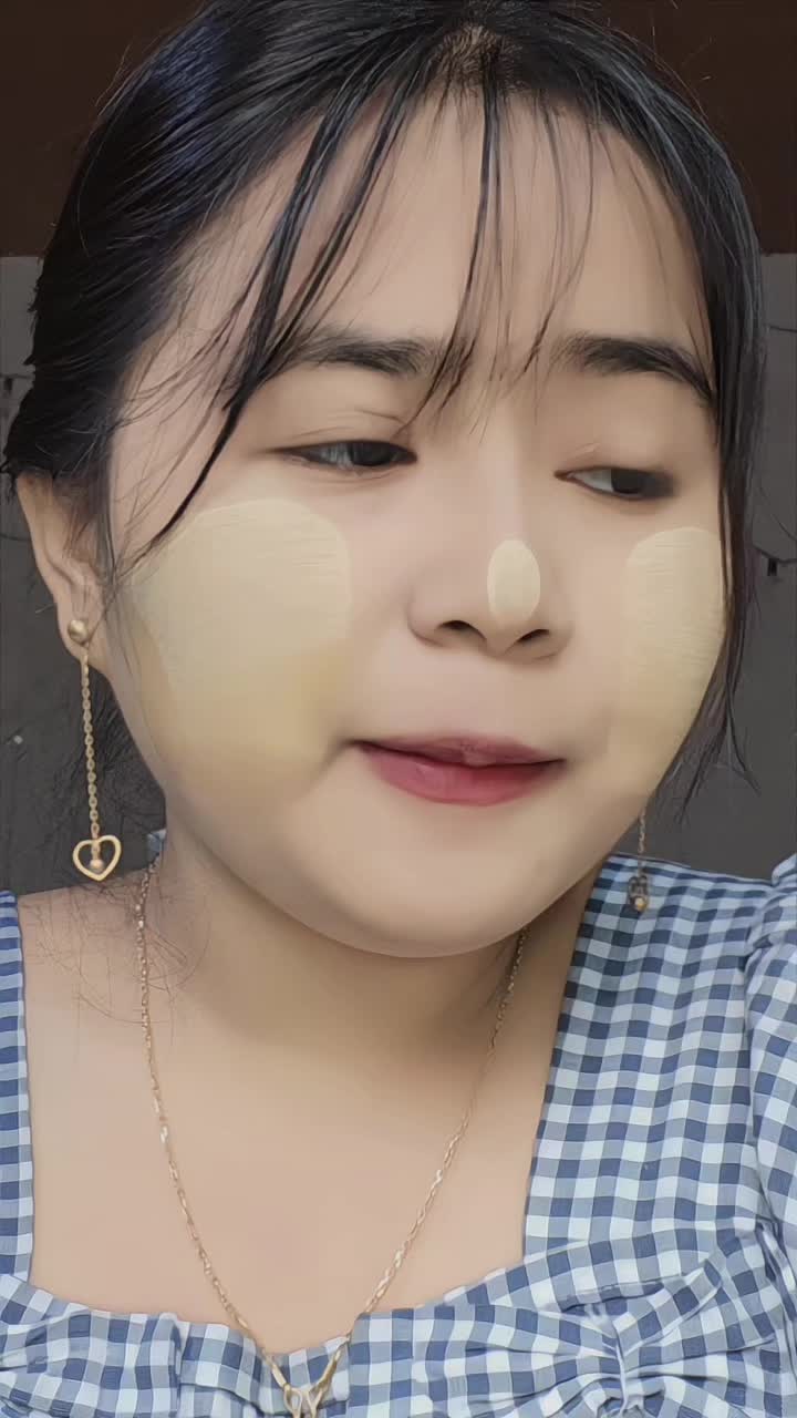 @Ei Myat Thu👑မြစ်ခြေသူလေး👑