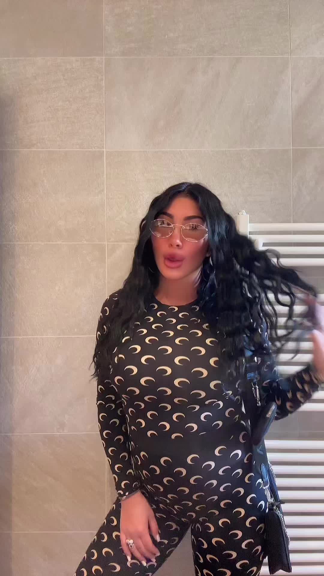 @C🍒
