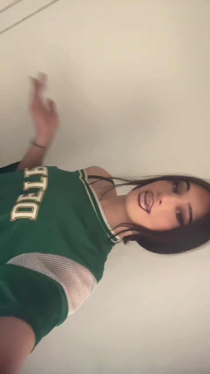 @𝓃𝒶𝓉𝒾🐰