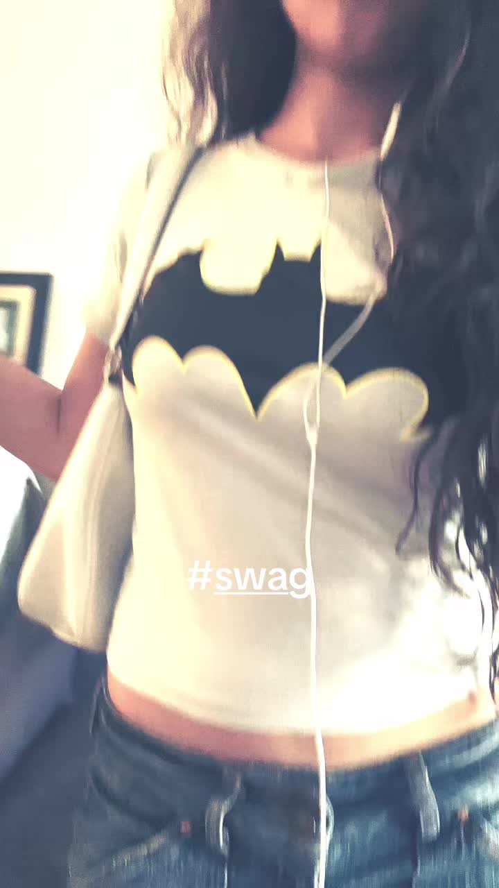 @♔ 𝖇𝖊𝖑𝖑𝖎𝖙𝖆 ♔