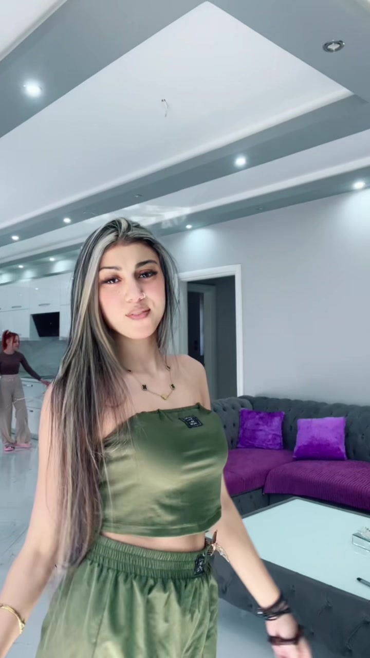 @tea_xristodoulopoulou🖤