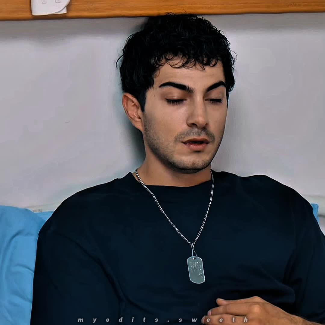 @✮𝐄𝐝𝐢𝐭𝐭𝐬✮
