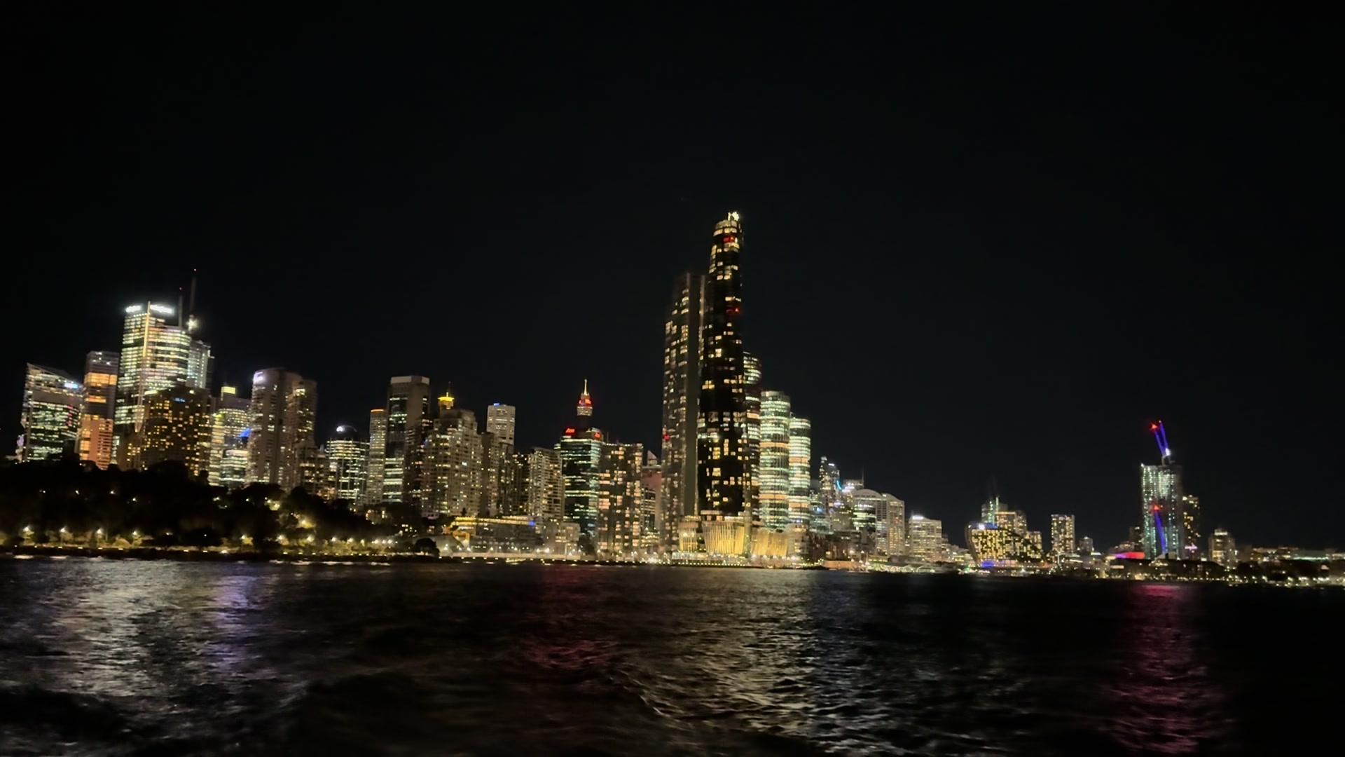 @آمنہ سرور
