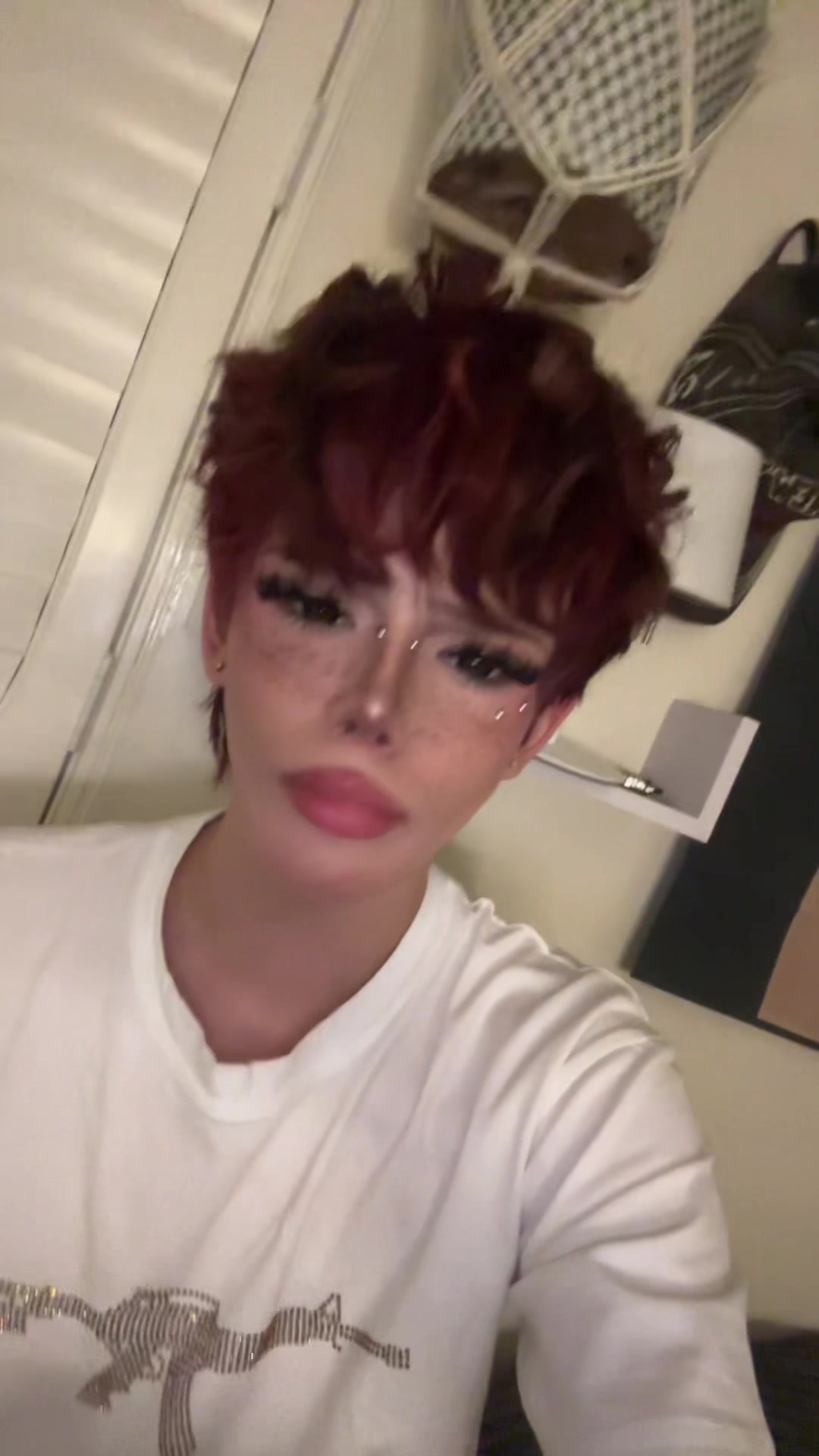 @..