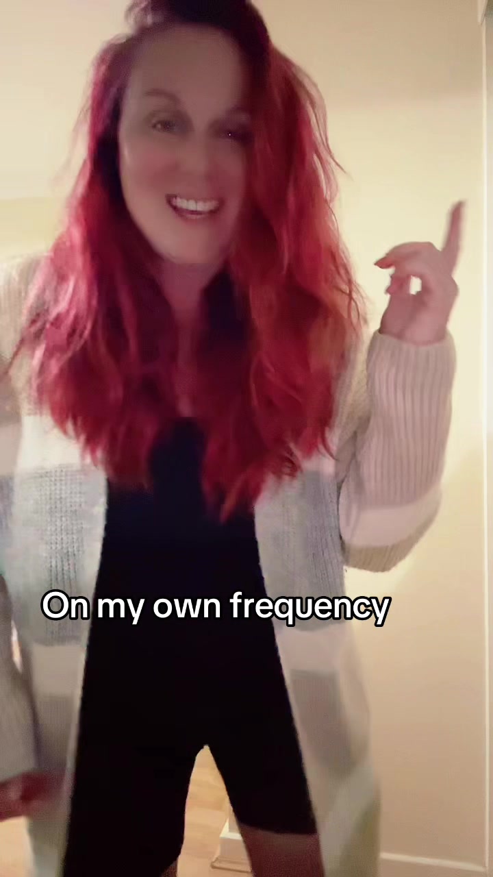 @SarahjustSarah_backup