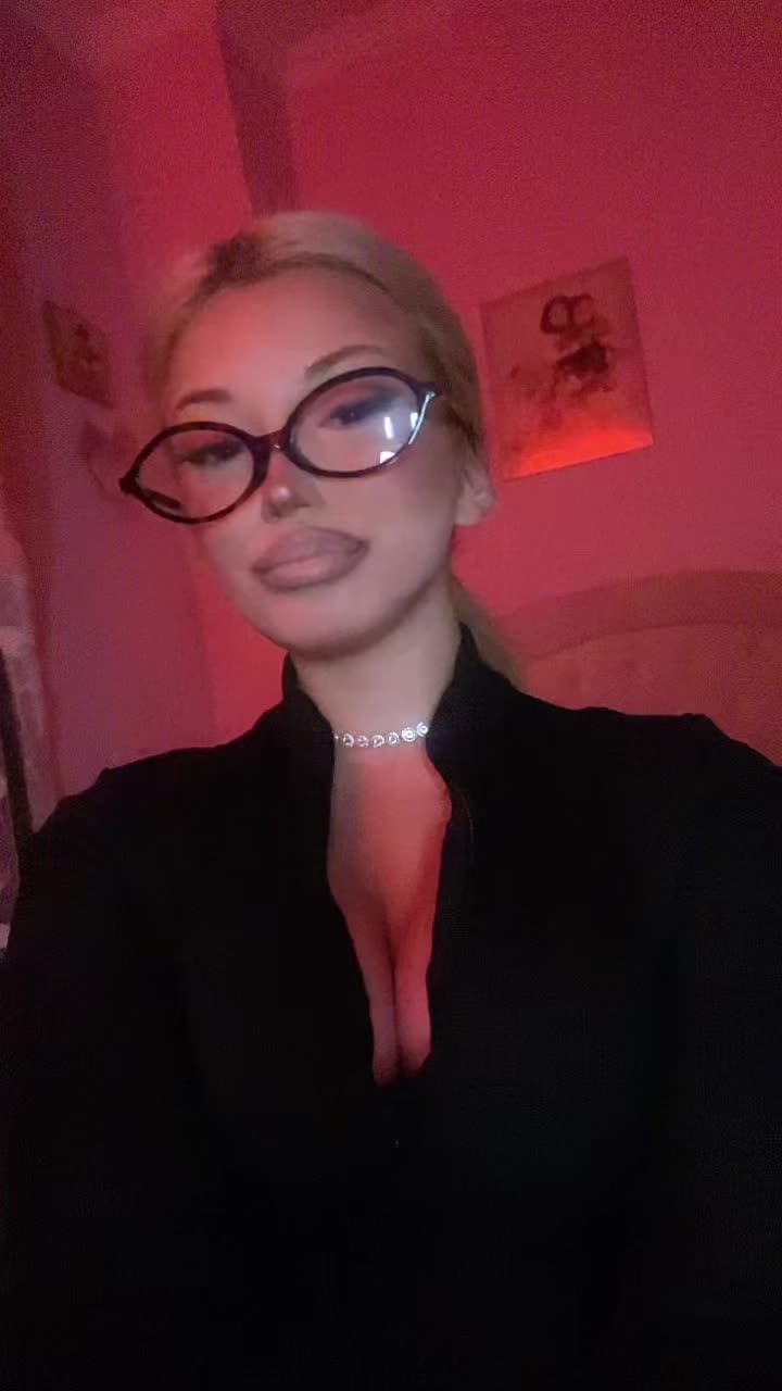 @𝖇𝖆𝖗𝖇𝖎𝖊