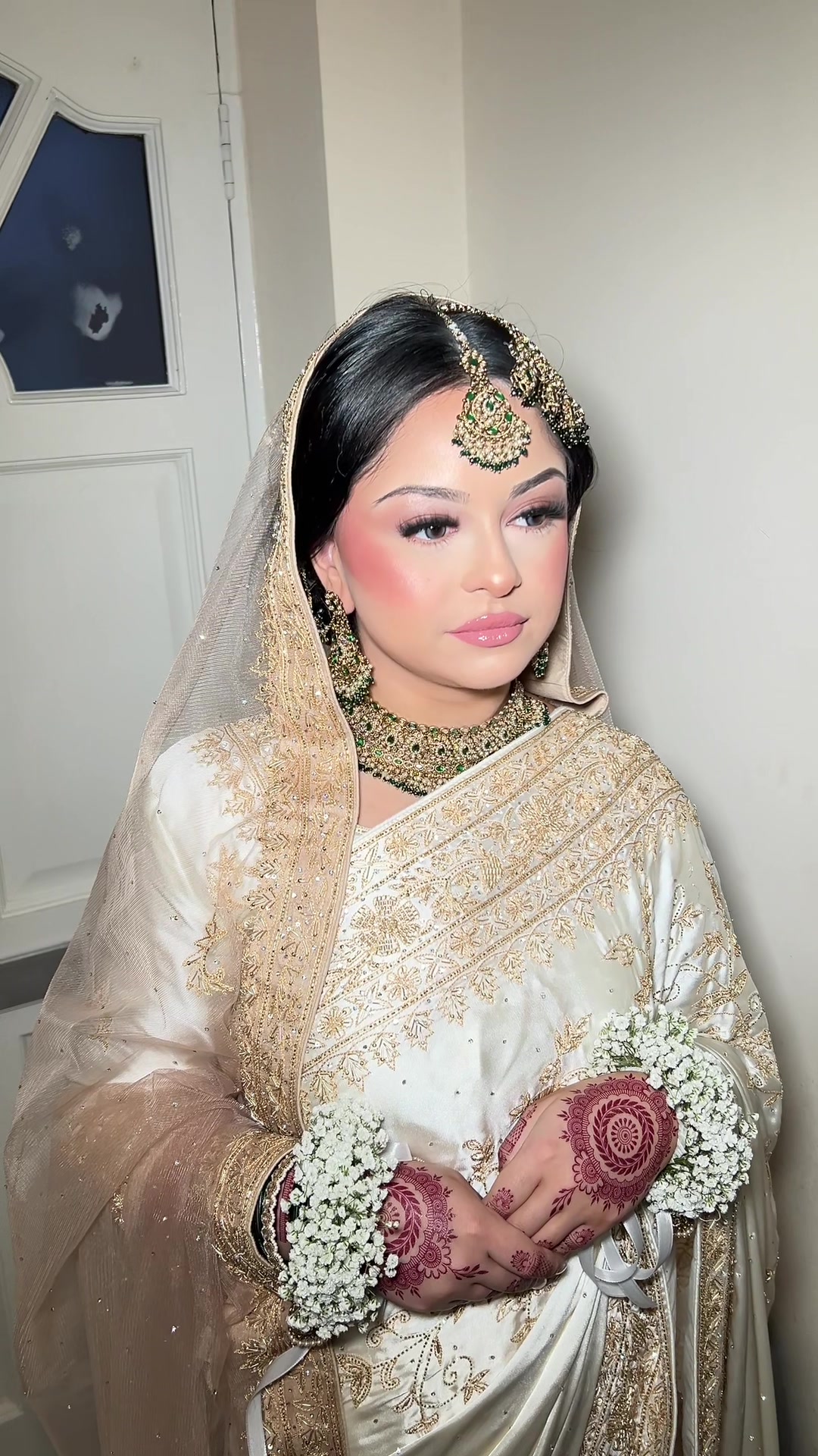@rabiasglam