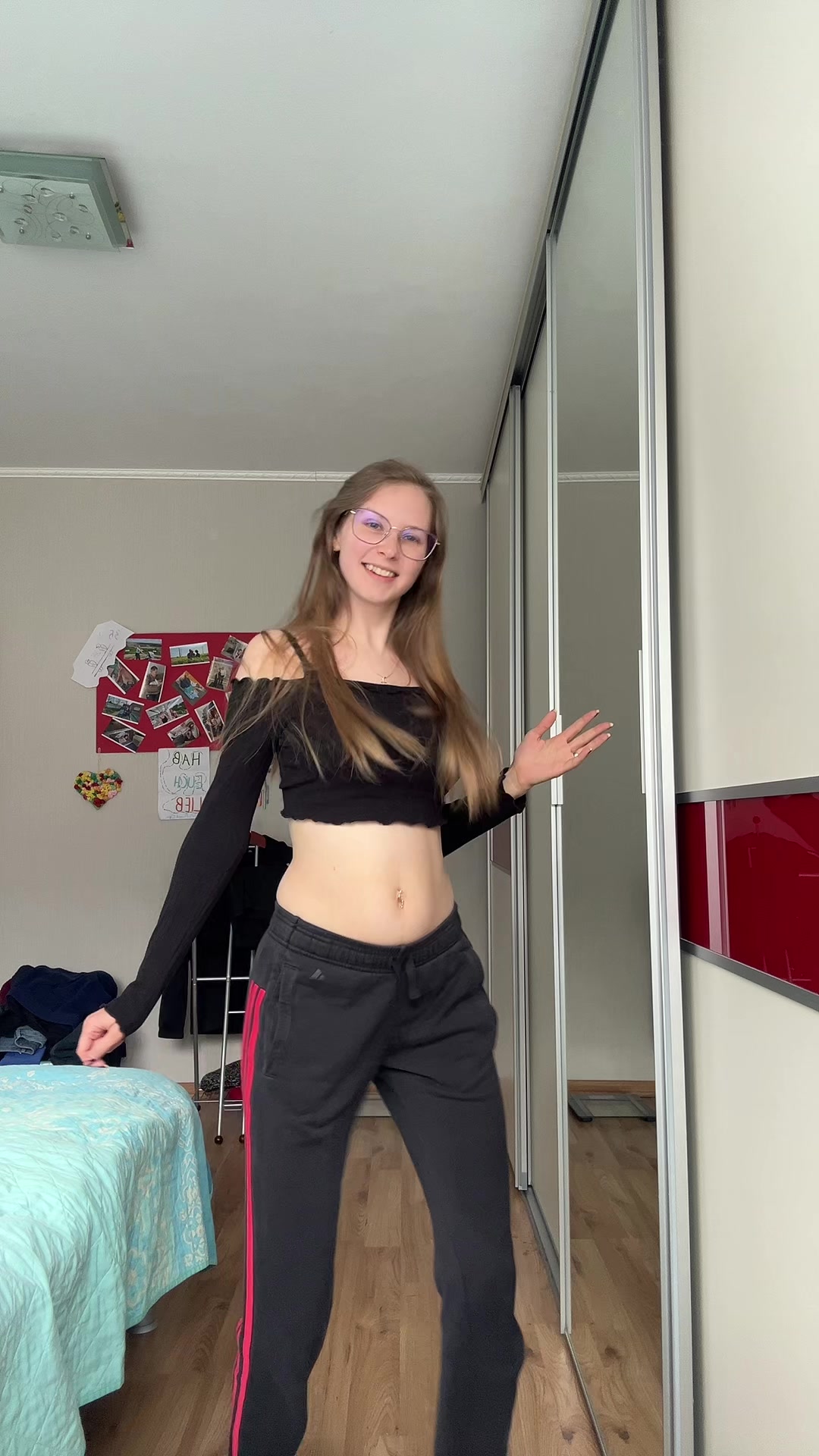 @Regina_