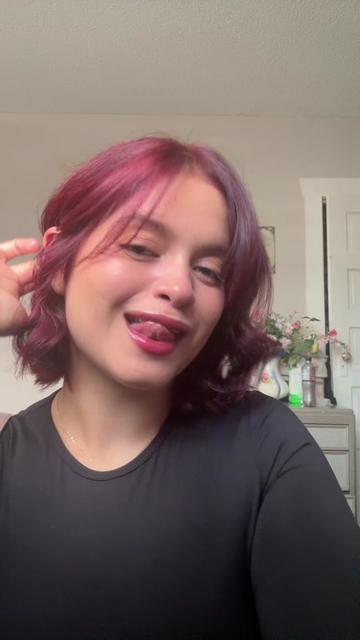 @Alejandra 🐺