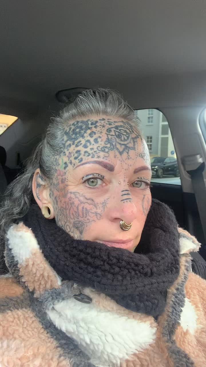 @Kiki