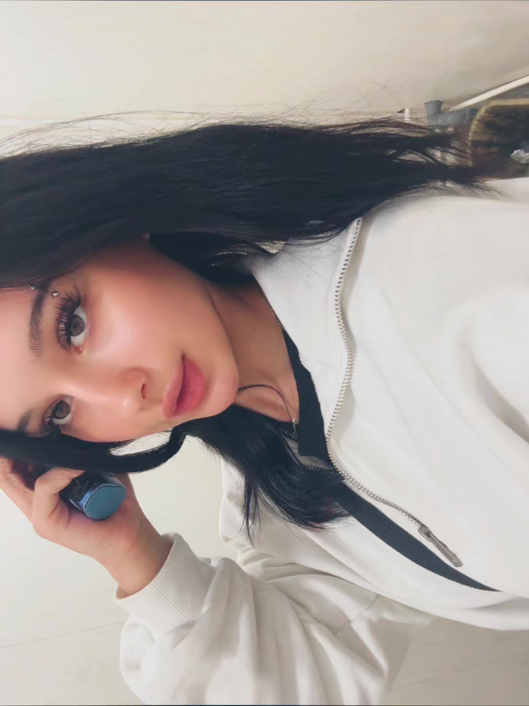 @темный романтик🕸️