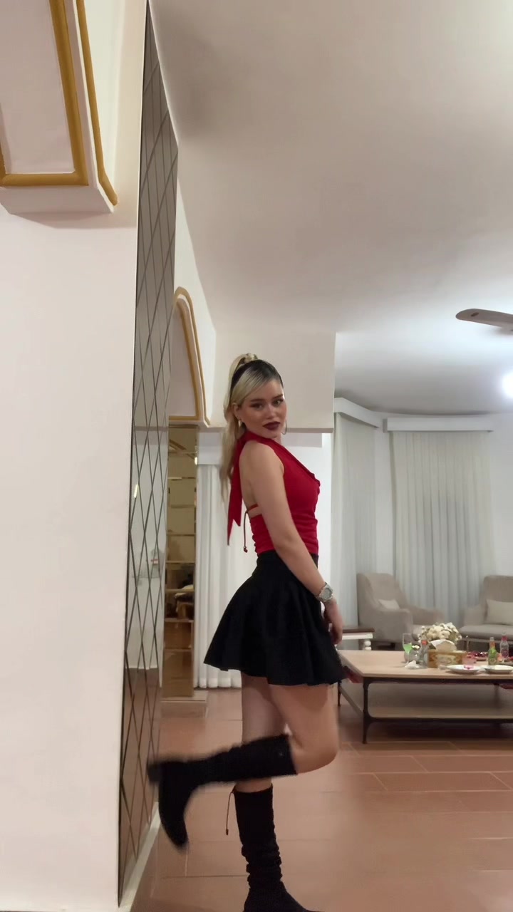 @heliaydn