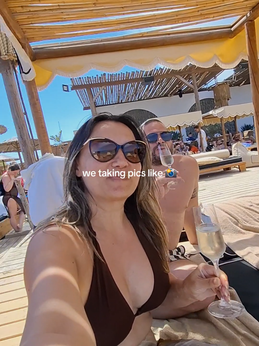 @AURA | TRAVEL