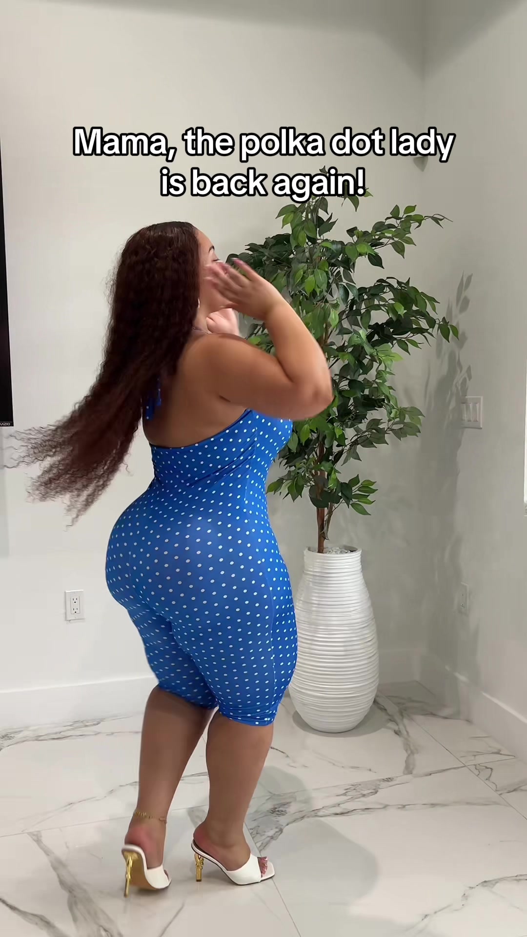 @YourAuntieMoe