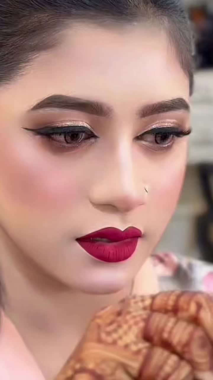 @MomentsWithQulain