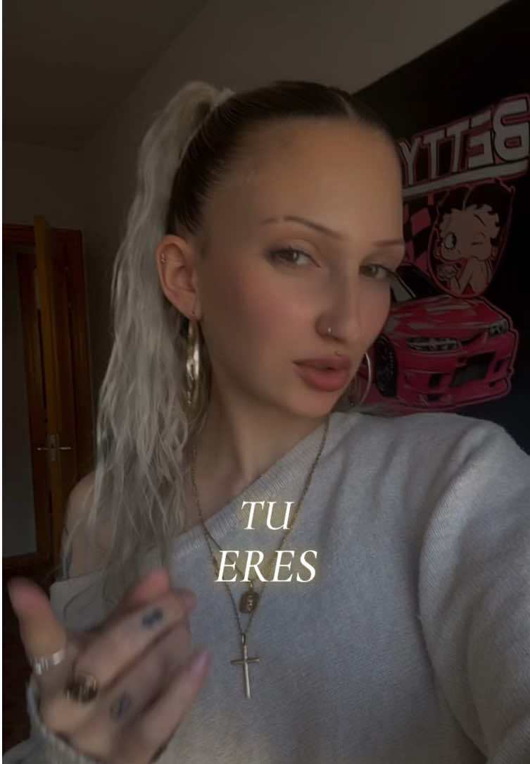@Saray🍒💋