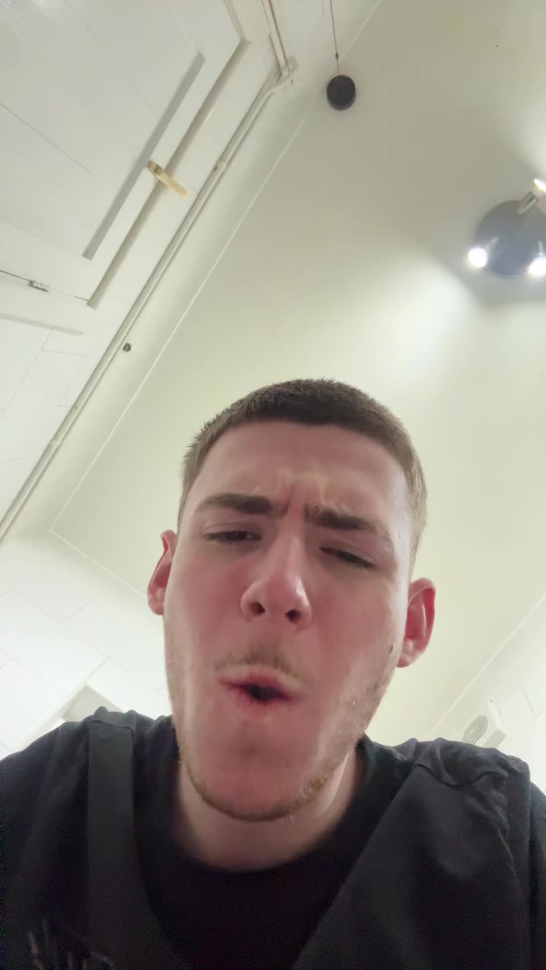 @lewis