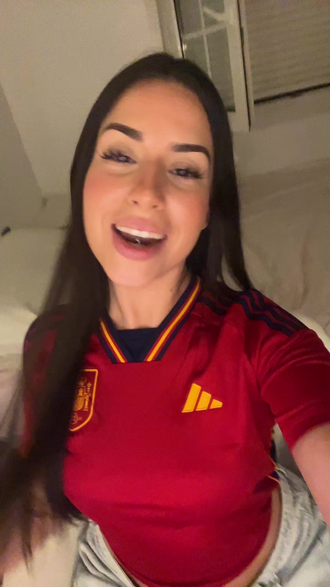 @carmenbrads