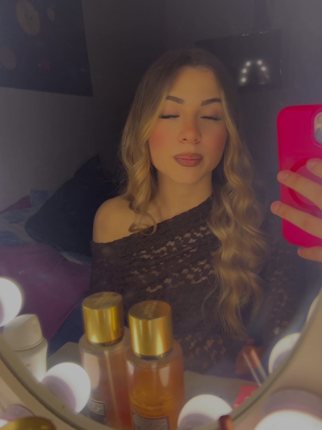 @S A R A