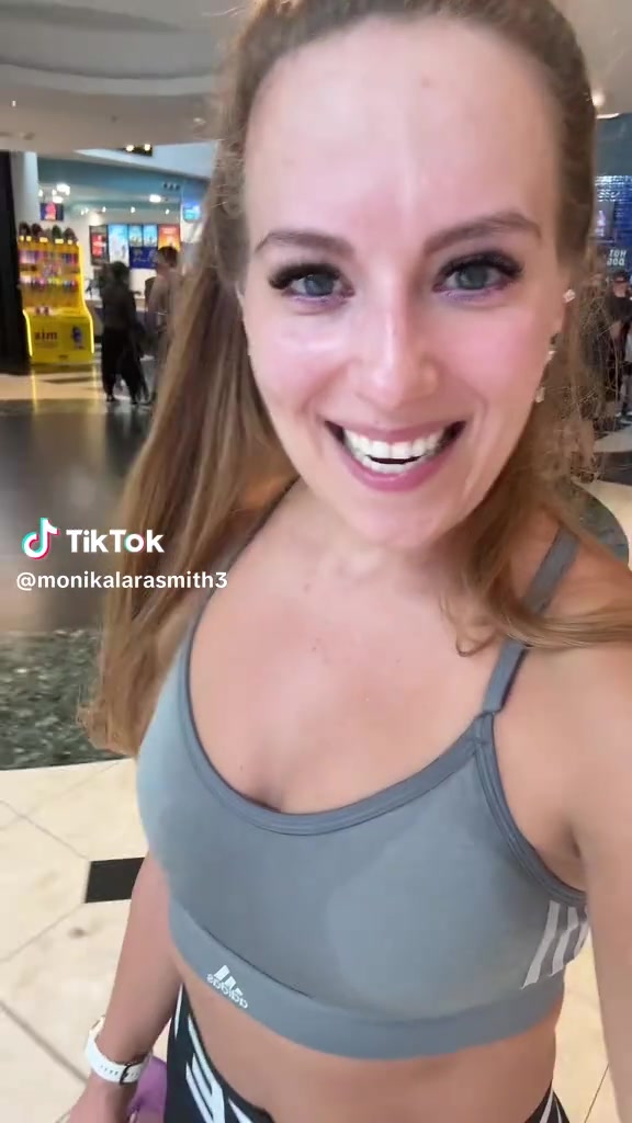 @monikalarasmith2
