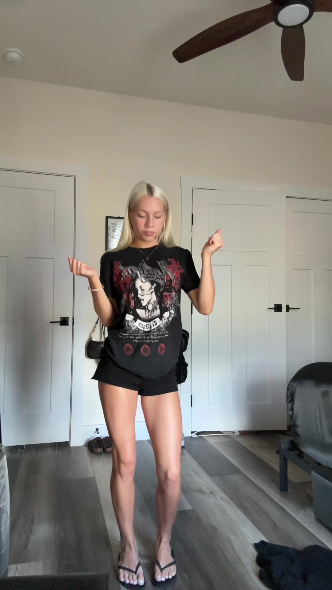 @Alexaa🤫