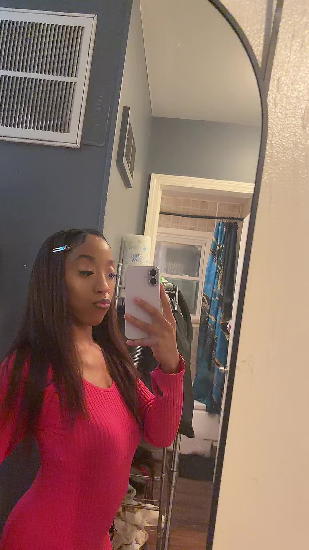 @Living With Riyah💗