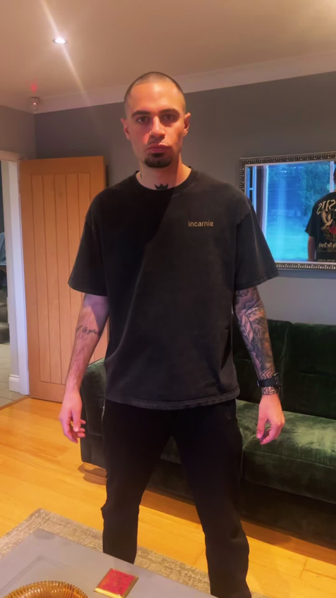 @andonisneo