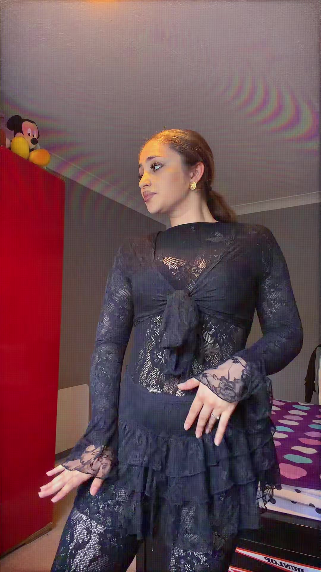 @__anaaa18__