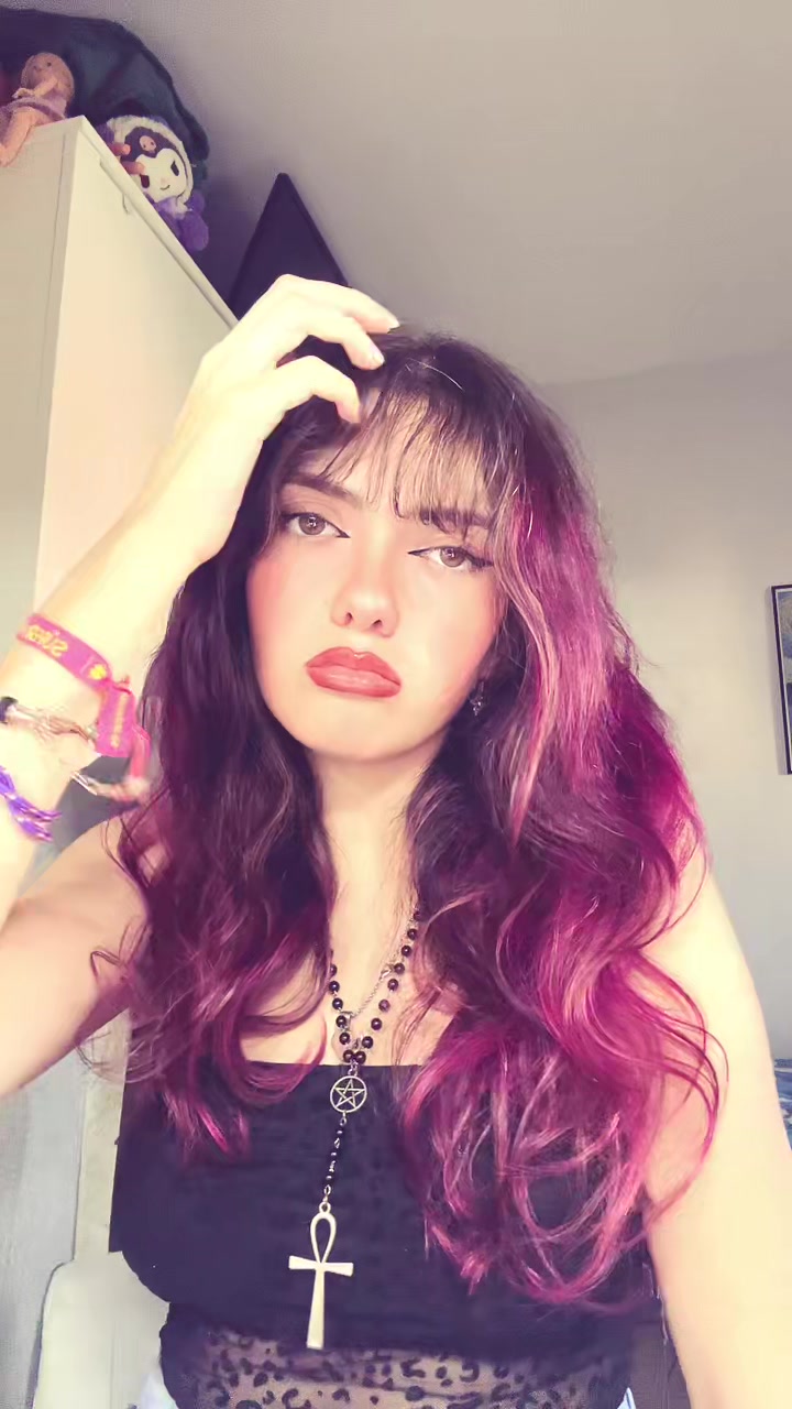 @Ele<3