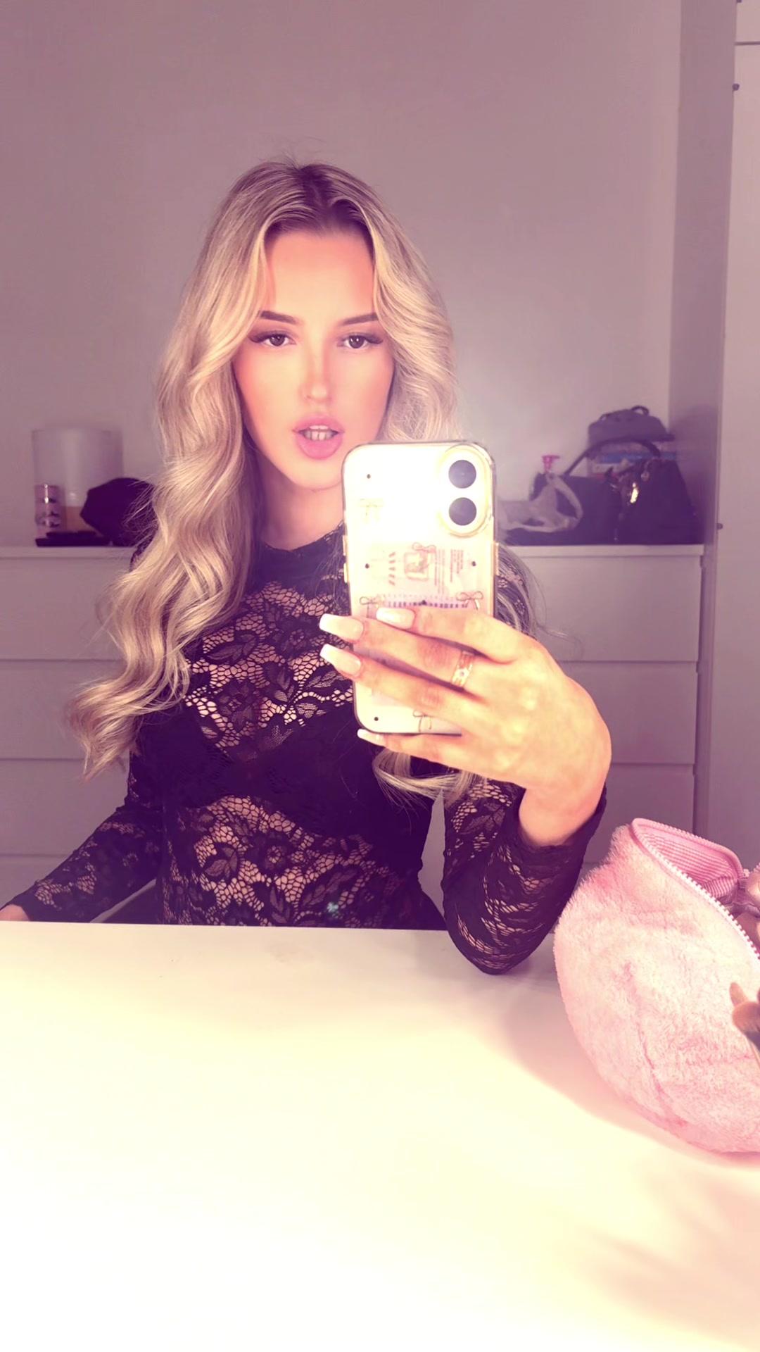 @Isa