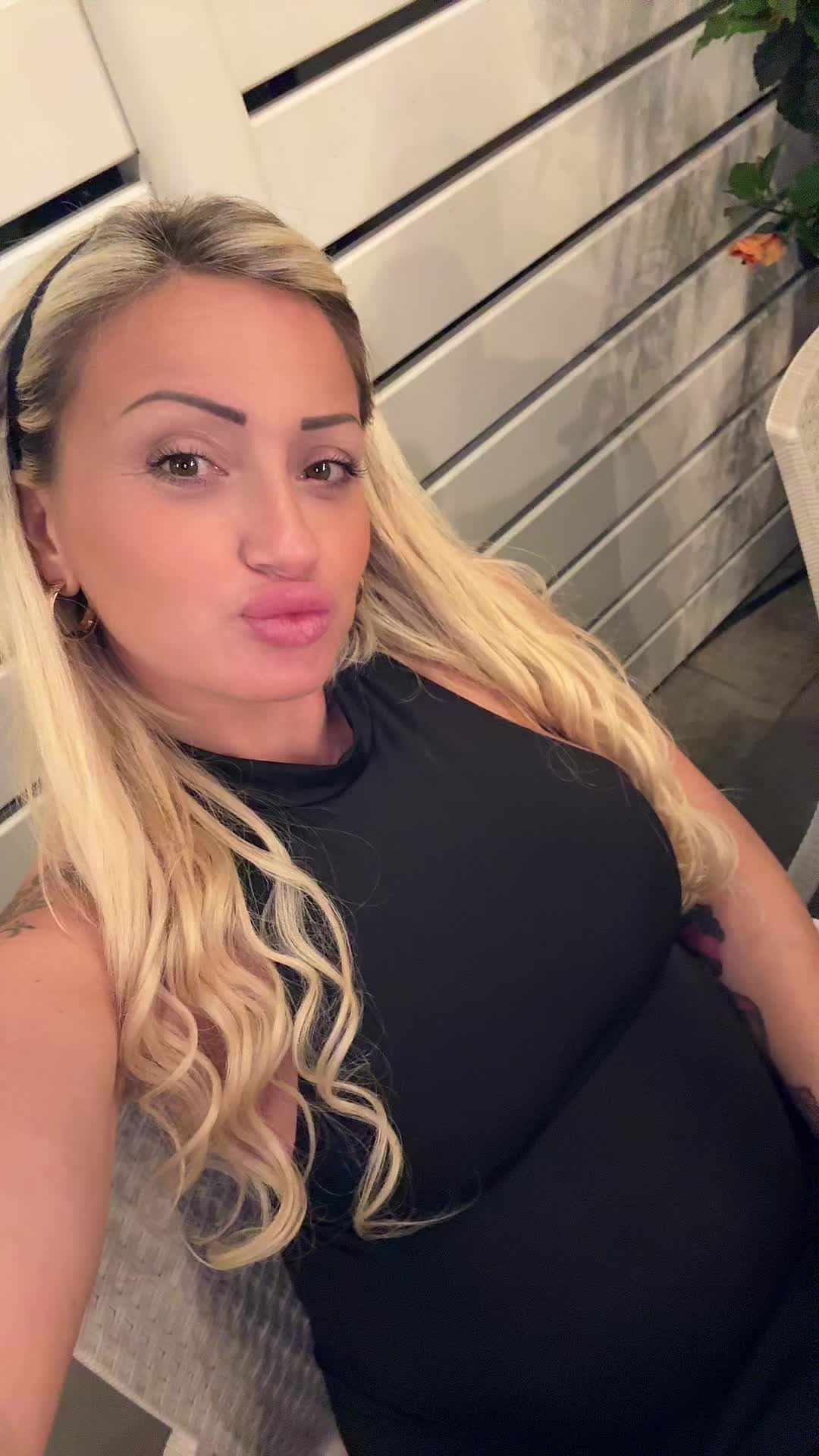 @biondaribelle
