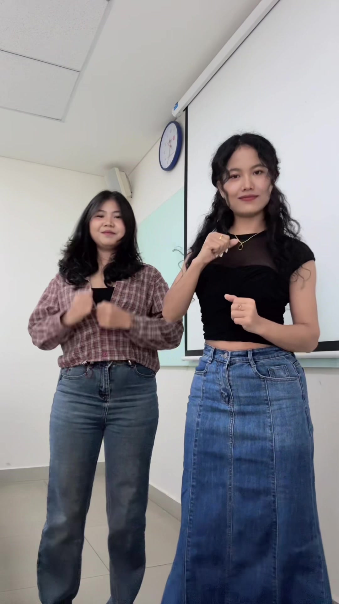 @NyeiN