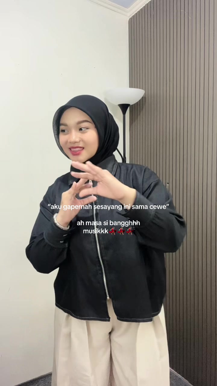 @moodyfries_