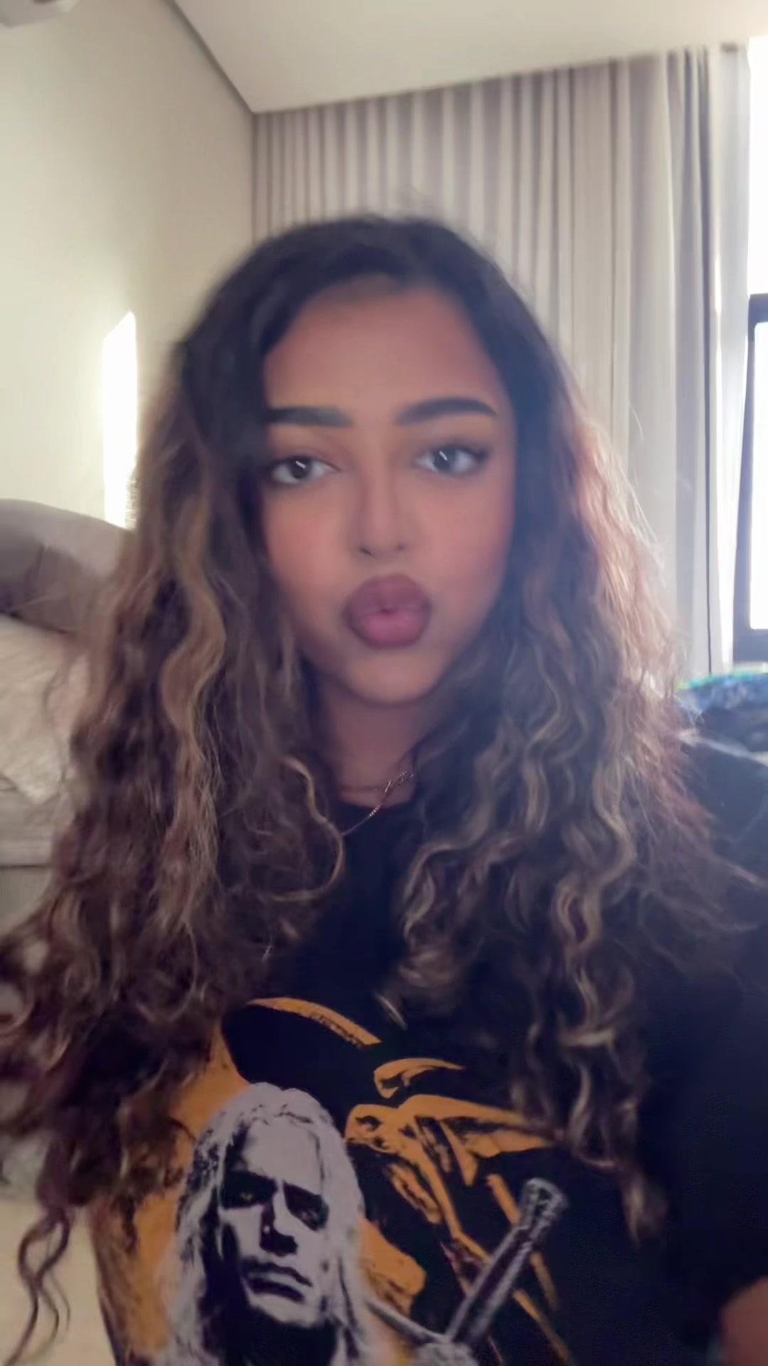 @Loonyvert
