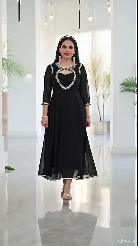 @Renuga Apalsamy (రెనుగా)