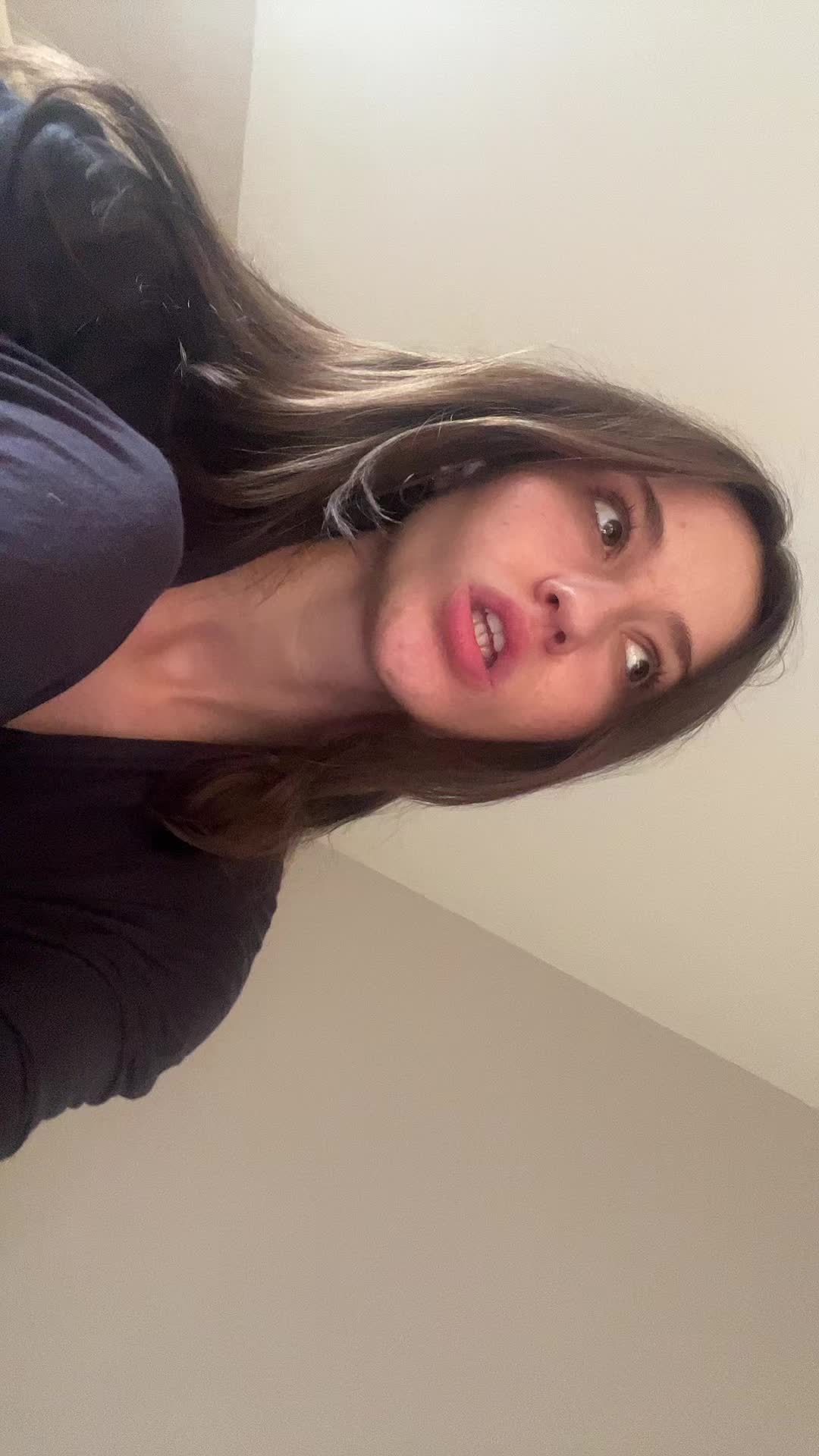 @ellalouiseclark